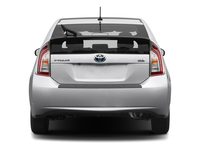 2013 Toyota Prius Three photo 2