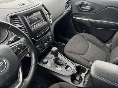 2021 Jeep Cherokee Sport