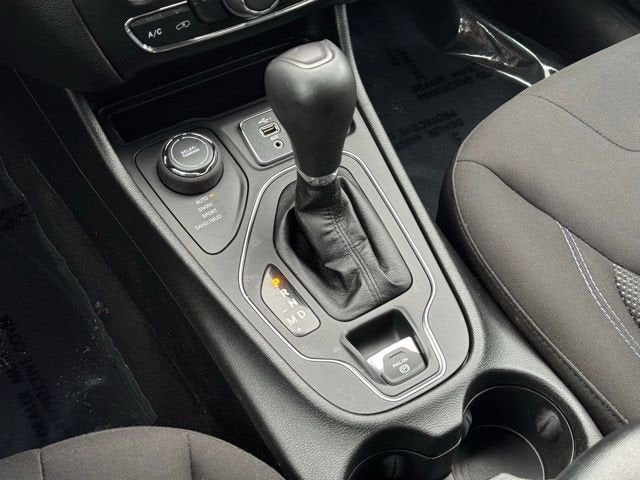 2021 Jeep Cherokee Sport