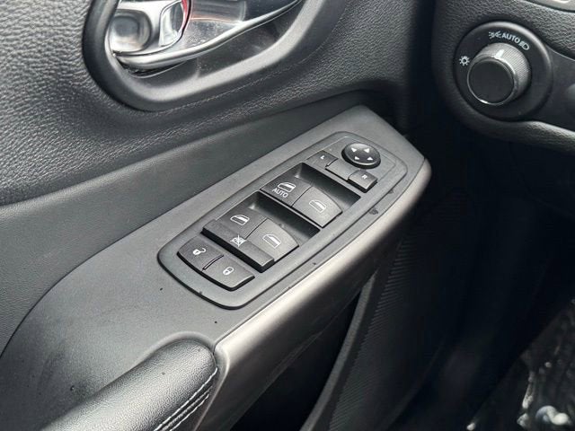 2021 Jeep Cherokee Sport