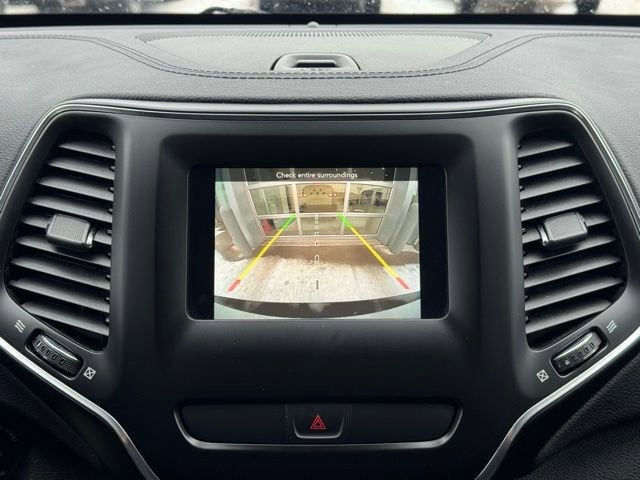 2021 Jeep Cherokee Sport