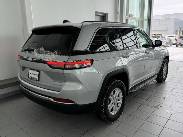 2023 Jeep Grand Cherokee Laredo