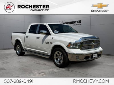 2017 RAM 1500 Laramie Crew Cab 4x4 5'7" Box