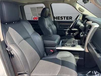 2017 RAM 1500 Laramie Crew Cab 4x4 5'7" Box