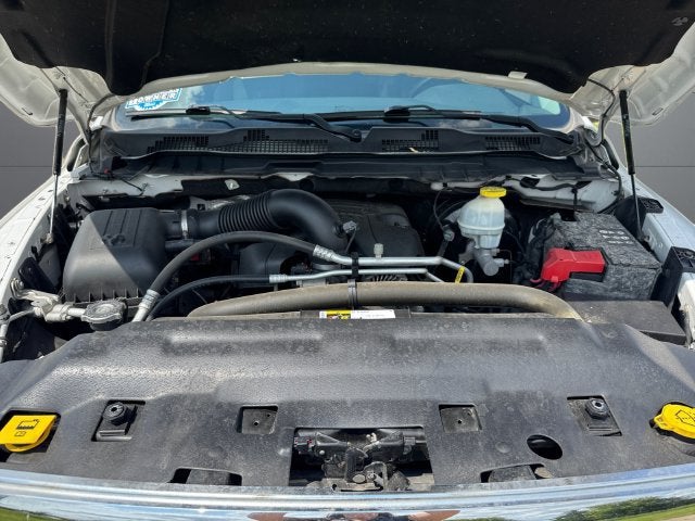 2017 RAM 1500 Laramie Crew Cab 4x4 5'7" Box