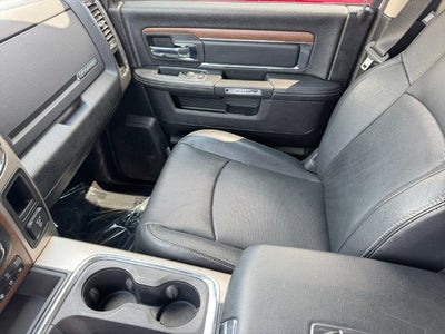 2017 RAM 1500 Laramie Crew Cab 4x4 5'7" Box
