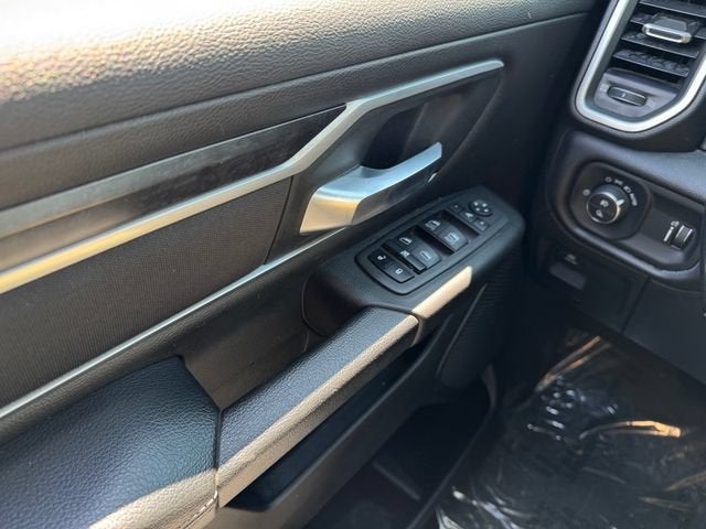 2024 RAM 1500 Big Horn Crew Cab 4x4 5'7" Box