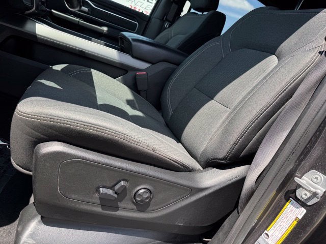 2019 RAM 1500 Big Horn/Lone Star Crew Cab 4x4 5'7" Box