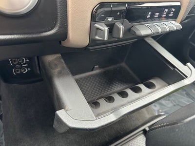 2022 RAM 1500 Laramie Crew Cab 4x4 5'7" Box
