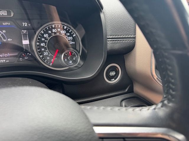 2022 RAM 1500 Laramie Crew Cab 4x4 5'7" Box