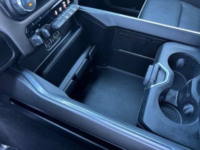 2022 RAM 1500 Laramie Crew Cab 4x4 6'4" Box