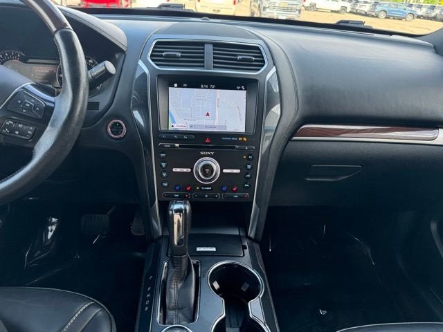 Used 2018 Ford Explorer Platinum with VIN 1FM5K8HT7JGB28060 for sale in Rochester, Minnesota