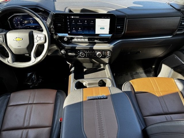 2025 Chevrolet Silverado 3500 HD High Country