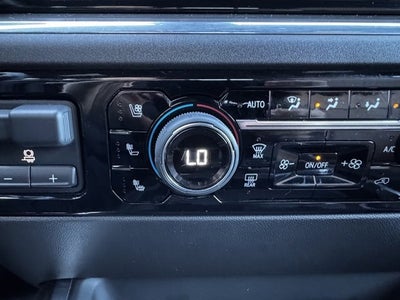 2025 Chevrolet Silverado 3500 HD High Country