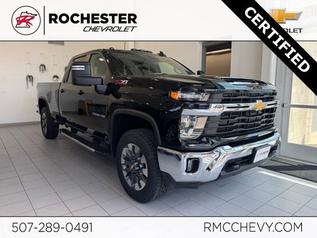 2024 Chevrolet Silverado HD LT 4WD Crew Cab Standard Box SRW's photo