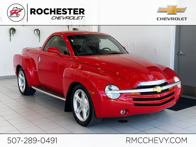2004 Chevrolet SSR LS