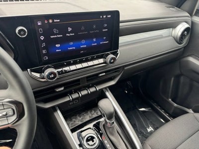 2025 Chevrolet Colorado WT/LT
