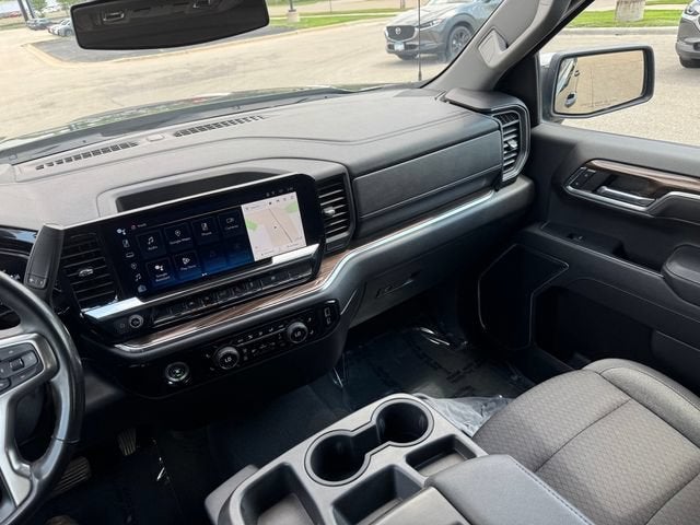Used 2024 Chevrolet Silverado 1500 LT with VIN 1GCUDDE86RZ132930 for sale in Rochester, Minnesota