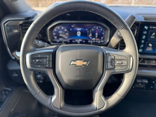 2023 Chevrolet Silverado 1500 LT - Photo 22