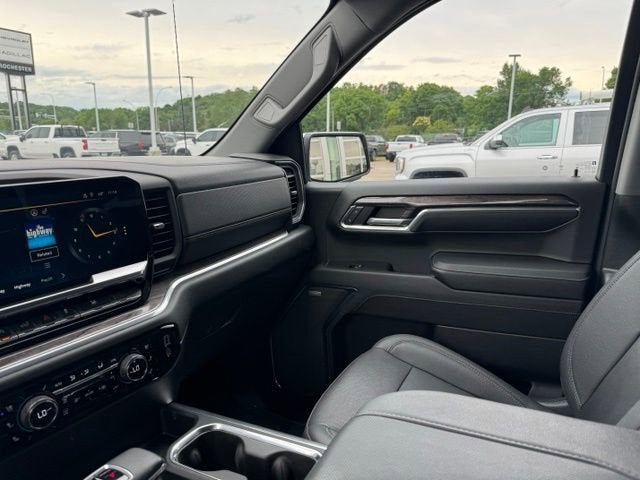 2023 Chevrolet Silverado 1500 LTZ - Photo 20