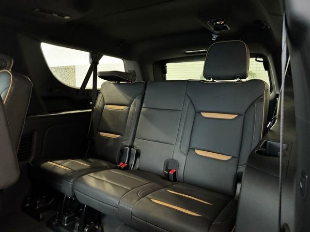 2024 GMC Yukon XL AT4