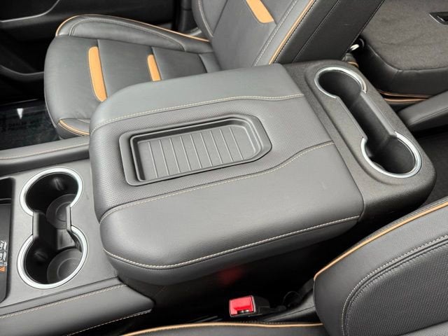 2024 GMC Yukon XL AT4