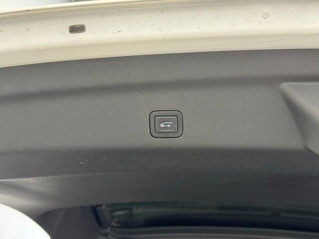 2024 GMC Yukon XL AT4