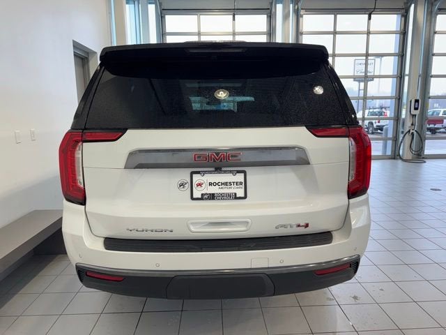 2024 GMC Yukon XL AT4