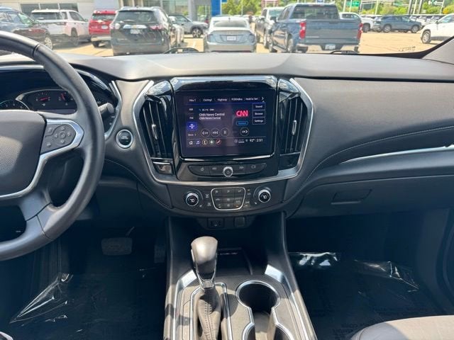 Used 2022 Chevrolet Traverse 3LT with VIN 1GNEVHKW4NJ140357 for sale in Rochester, Minnesota