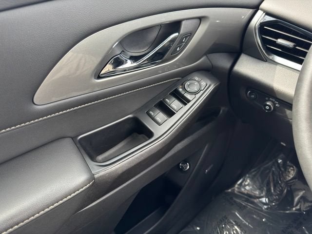 2023 Chevrolet Traverse 3LT - Photo 36