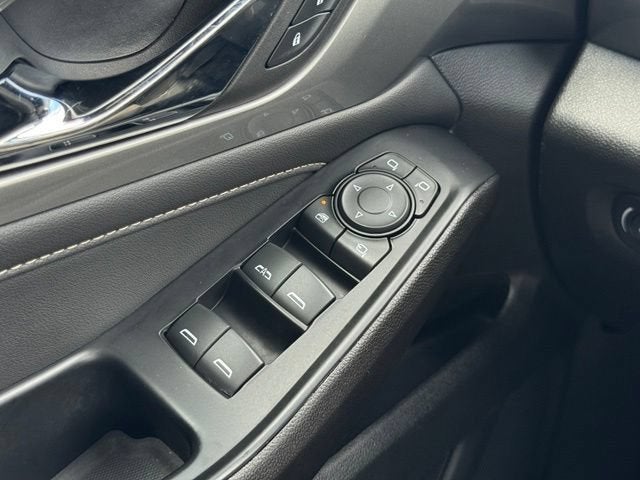 2023 Chevrolet Traverse 3LT - Photo 37
