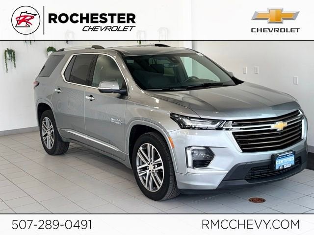 2023 Chevrolet Traverse AWD High Country's photo