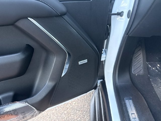 2027 Chevrolet Suburban LT