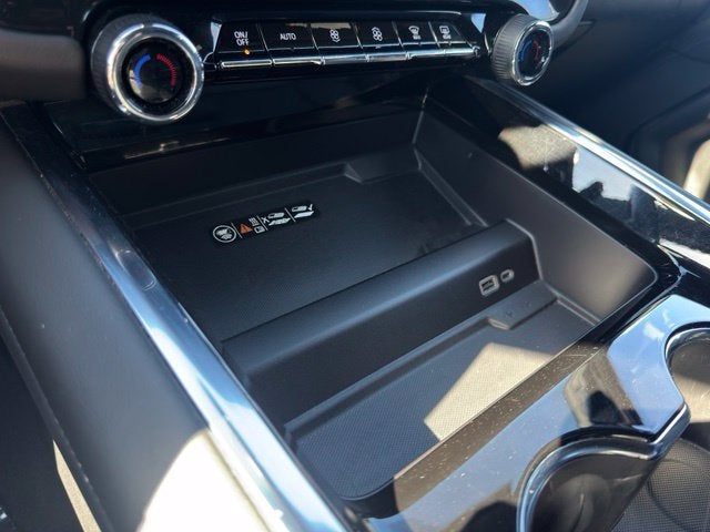 2025 Chevrolet Tahoe LT - Photo 21