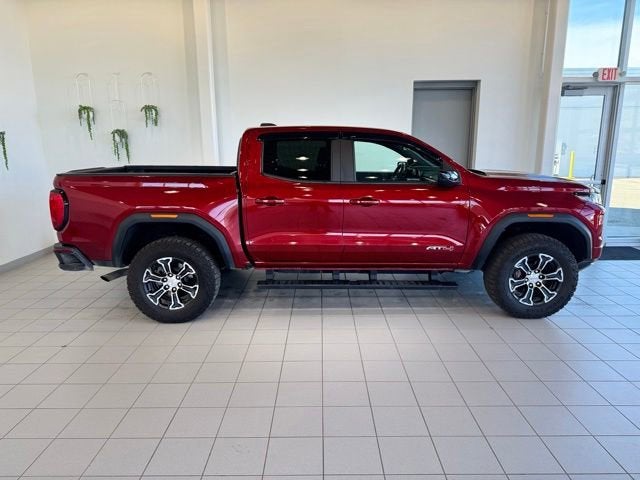 2024 GMC Canyon AT4
