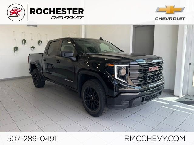 2024 GMC Sierra Pro 4WD Crew Cab Short Box's photo