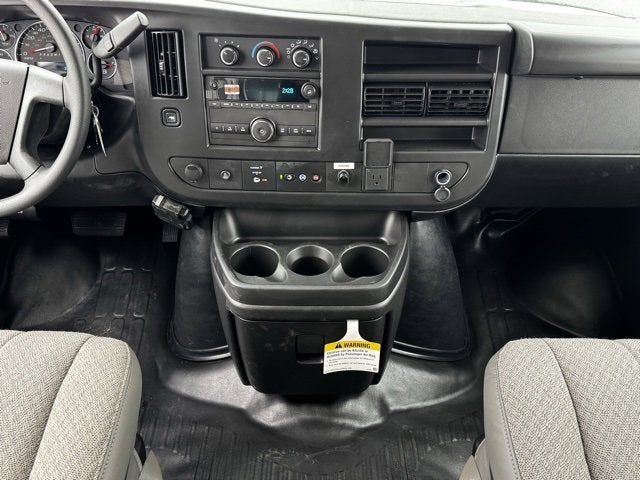 2026 Chevrolet Express Cutaway 3500 1WT