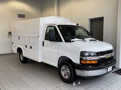 2026 Chevrolet Express Cutaway 3500 1WT