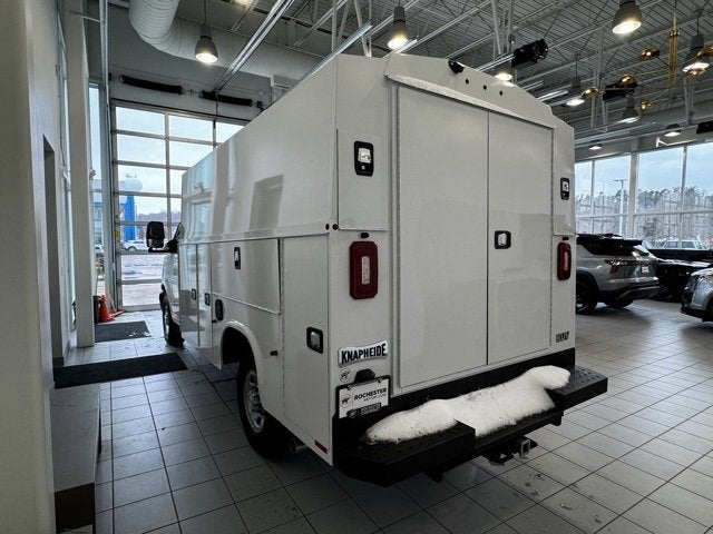 2026 Chevrolet Express Cutaway 3500 1WT