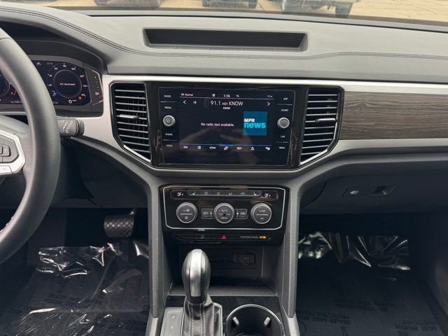Used 2023 Volkswagen Atlas SE w/Tech with VIN 1V2HR2CA4PC553606 for sale in Rochester, Minnesota