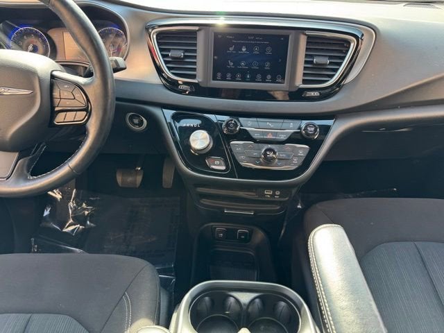 Used 2020 Chrysler Pacifica Touring with VIN 2C4RC1FG9LR264112 for sale in Rochester, Minnesota