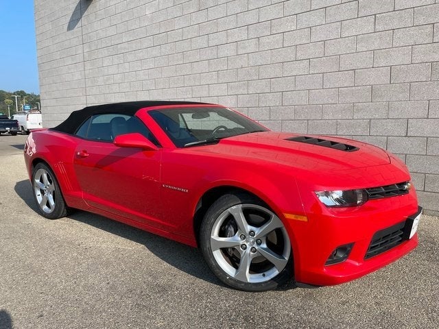 Used 2014 Chevrolet Camaro 2SS with VIN 2G1FK3DJ2E9319883 for sale in Rochester, Minnesota