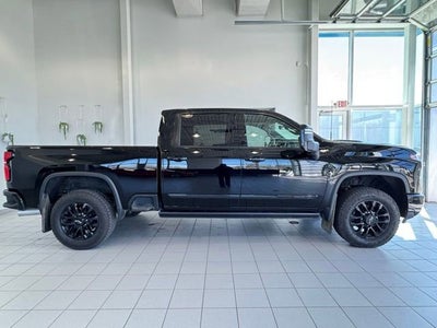 2025 Chevrolet Silverado 3500 HD High Country