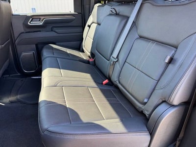 2025 Chevrolet Silverado 3500 HD High Country