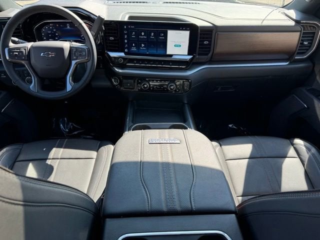 2025 Chevrolet Silverado 3500 HD High Country