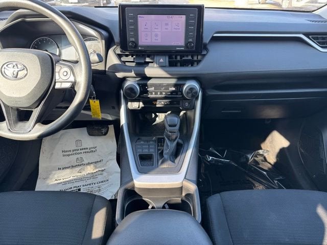 Used 2020 Toyota RAV4 LE with VIN 2T3F1RFV6LC068335 for sale in Rochester, Minnesota