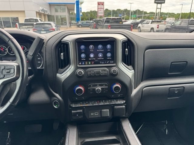 Used 2021 Chevrolet Silverado 1500 LT Trail Boss with VIN 3GCPYFED7MG336431 for sale in Rochester, Minnesota
