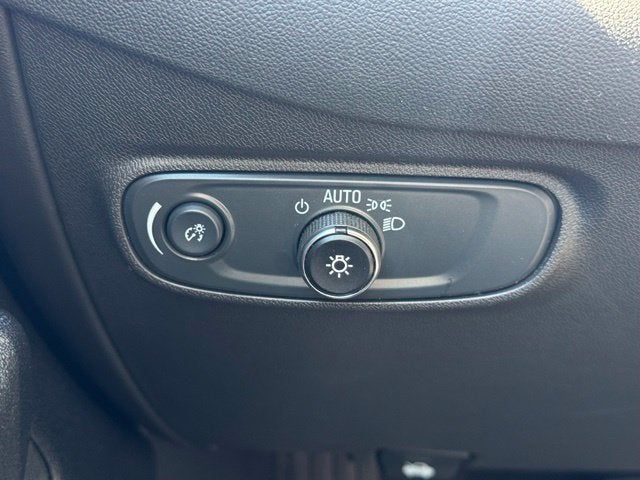 2024 Chevrolet Equinox LT - Photo 33