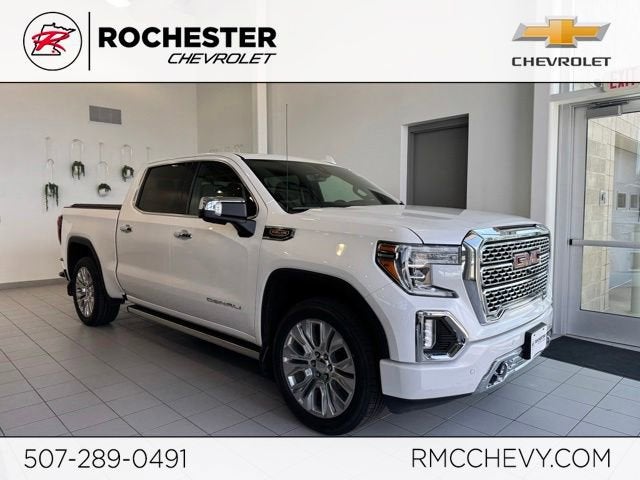 2020 GMC Sierra 4WD Crew Cab Short Box Denali's photo