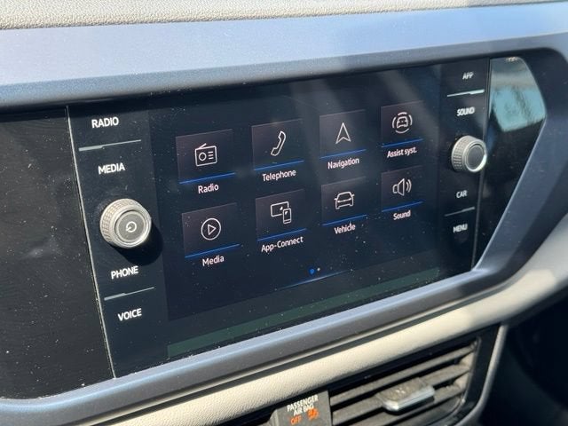 Used 2023 Volkswagen Taos SE with VIN 3VVYX7B2XPM335197 for sale in Rochester, Minnesota